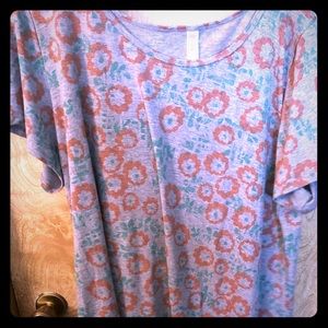 Lularoe tee